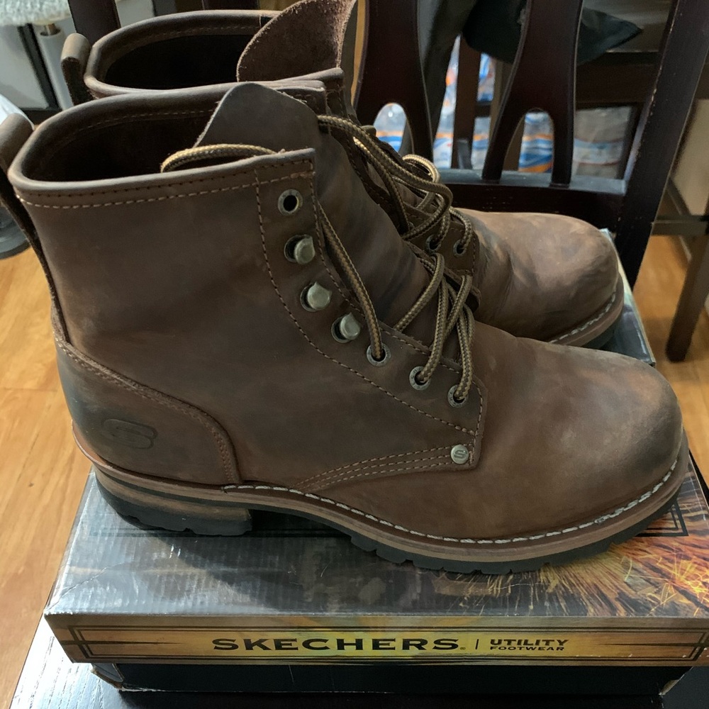 Skechers Cascade Boot 🥾